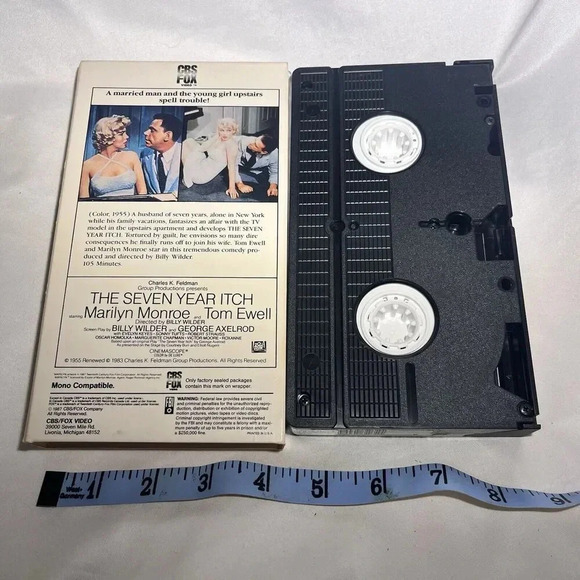 The Seven Year Itch-Marilyn Monroe VHS 1987 Release Collectors Edition C… - Picture 4 of 8